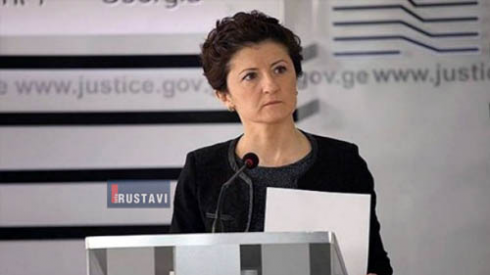 "არ გამოიყენონ პირადი Facebook-ი გვერდი აგიტაციისთვის"