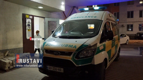 რუსთავში ქვეითს ავტომობილი დაეჯახა